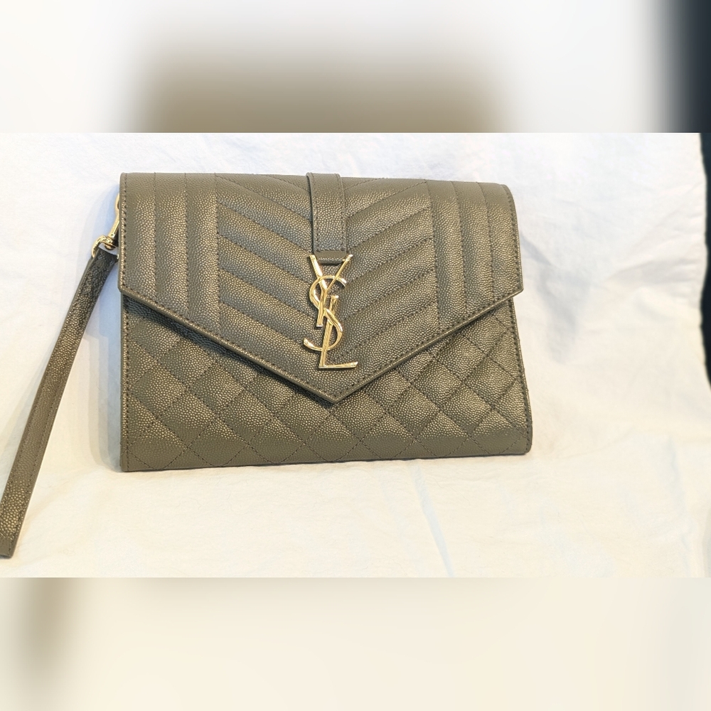 Yves Saint Laurent Clutch